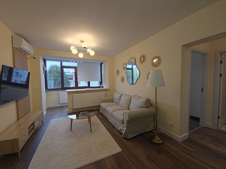 Apartament 3 camere, Tomis 2 – renovat, mobilat, utilat, 59 mp, etaj 3/4. - 20