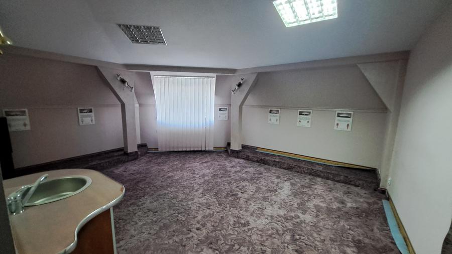 BUSINESS LA CHEIE IN VILA RENOVATA - CLINICA STOMATOLOGICA - 56