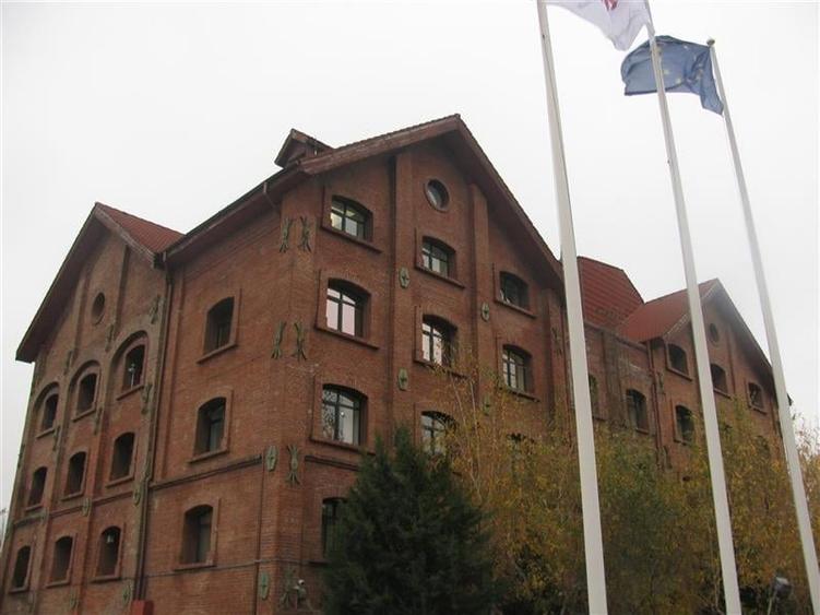 Caro Castel Office Building - 352 mp - 3