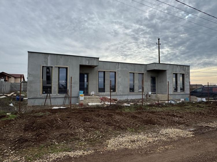 Sanandrei, Duplex pe PArter , 3 Dormitoare, 2 bai, Dresing, Perete Dublu - 1