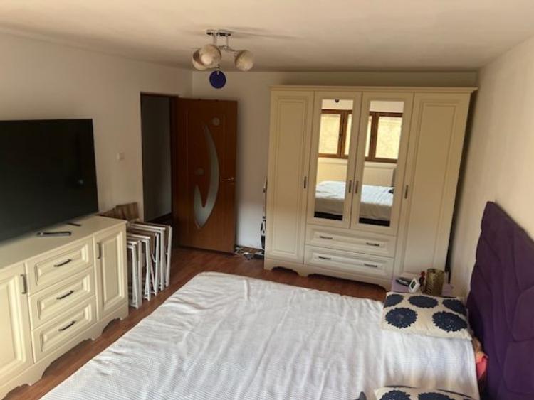 Vand apartament cu 3 camere - PROPRIETAR - Zona Mircea cel Batran - 1