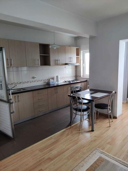 Inchiriez apartament 2 camere - 8