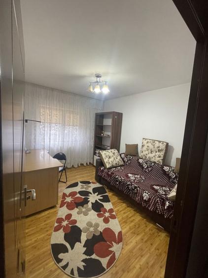 Inchiriez Apartament - zona I-uri. - 8