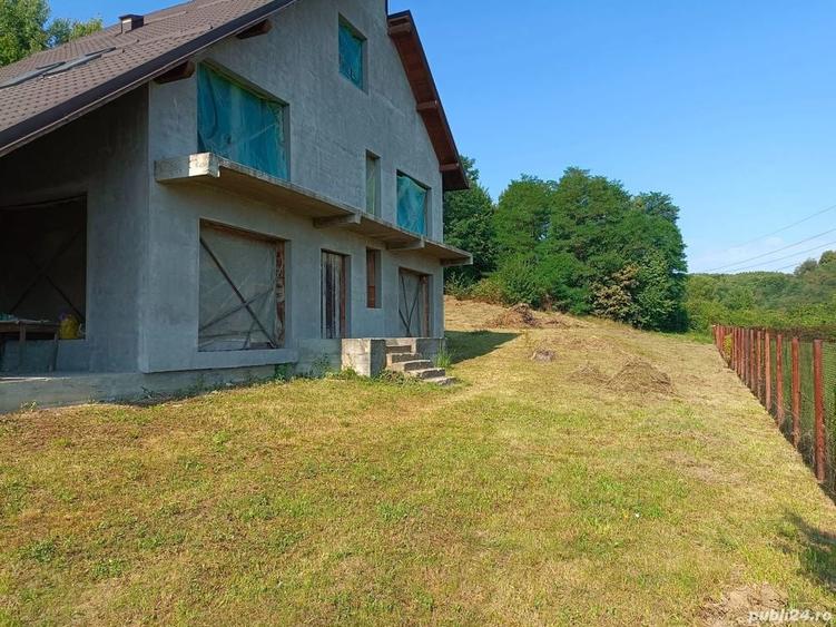 Vand casa la rosu, comuna Merisani, sat Dobrogostea - 1