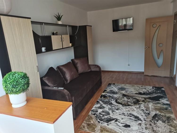 Garsoniera zona Onix - 8