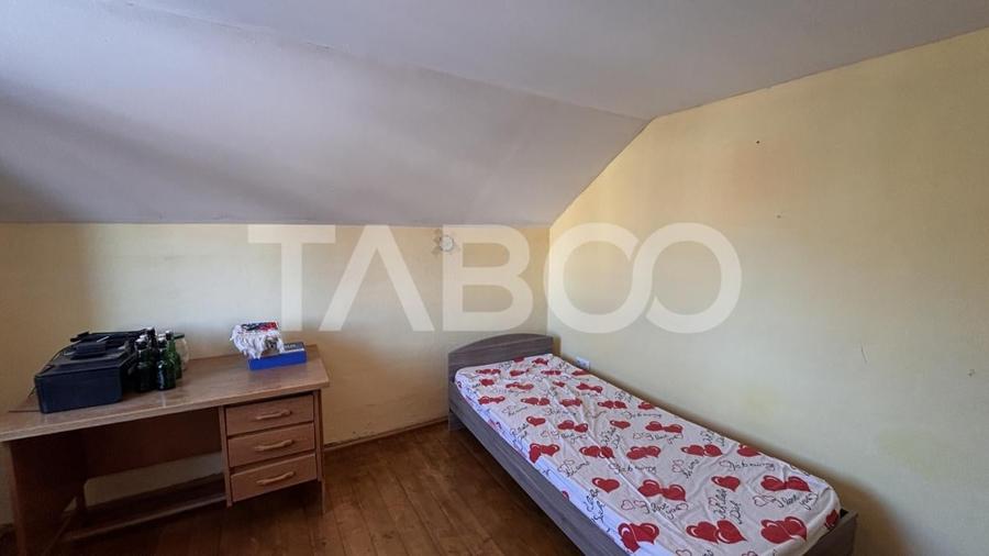 Casa deosebita de vanzare individuala zona Sura Mare 900 mp teren - 11