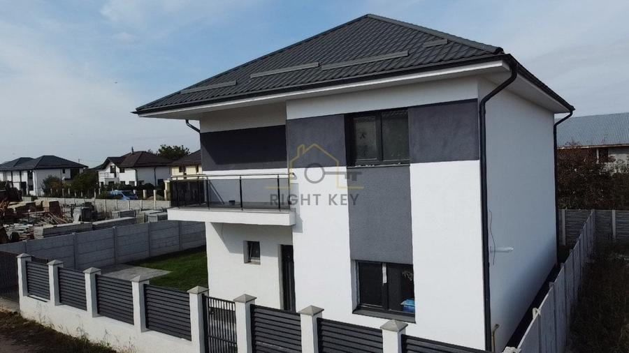 Individuala 4 cam, 140mp utili, 400mp teren, utilitați! Comision 0%! - 3