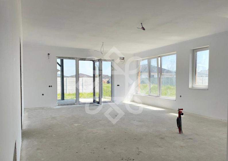 Casa noua de vanzare cu teren 500 mp in Santandrei - 1