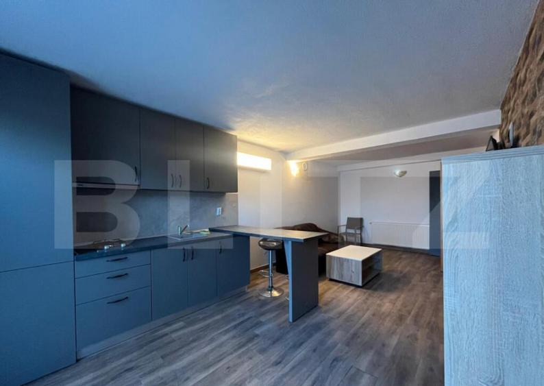 Casa tip triplex in Rediu, cu vedere panoramica si curte p - 2