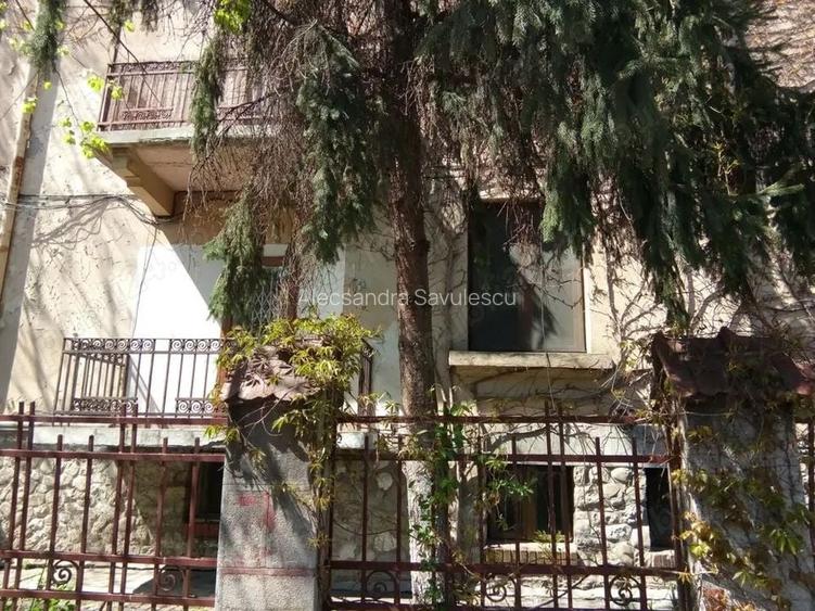 De închiriere - Apartament in vila - 3 camere Cotroceni | Stil interbelic