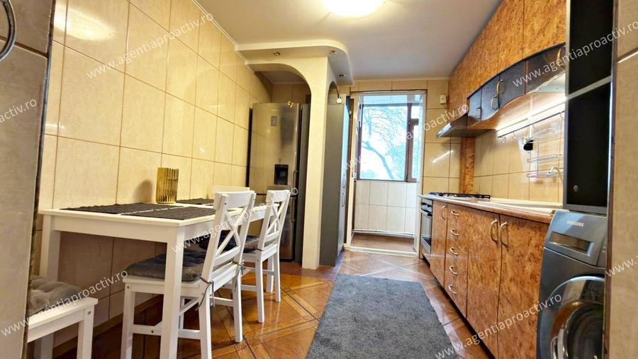 Apartament cu 2 camere, situat la etajul 1, in Micro 20. - 5
