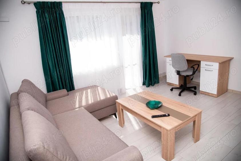 Inchiriez apartament , 2 camere , semidecomandat , etaj 4 , Splaiul 1 decembrie , cu vedere superba - 2