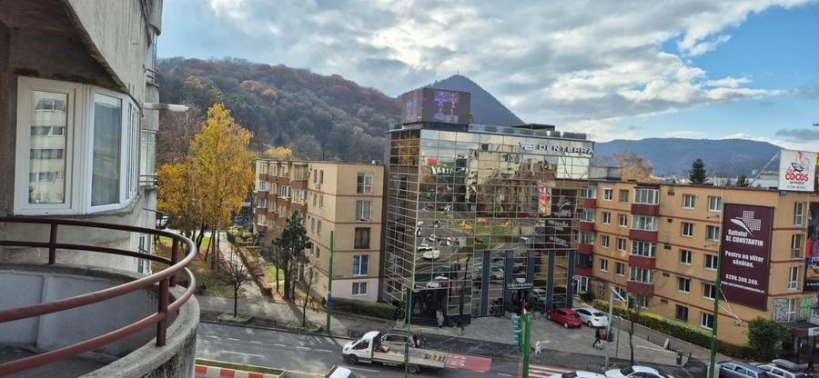 Apartament 3 camere cu 3 balcoane giratoriu Zizinului, aproape de Afi - 1