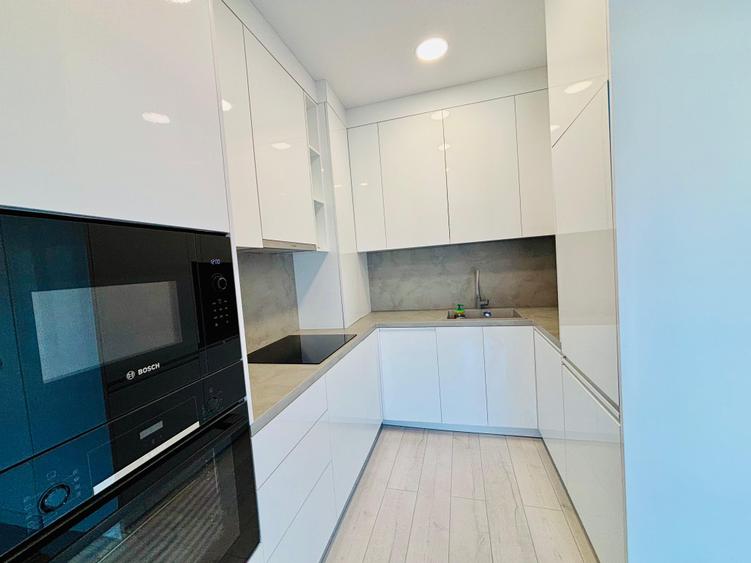 Apartament cu 4 camere +loc parcare Queens Residence,  150 m de mare 0% COMISION - 8