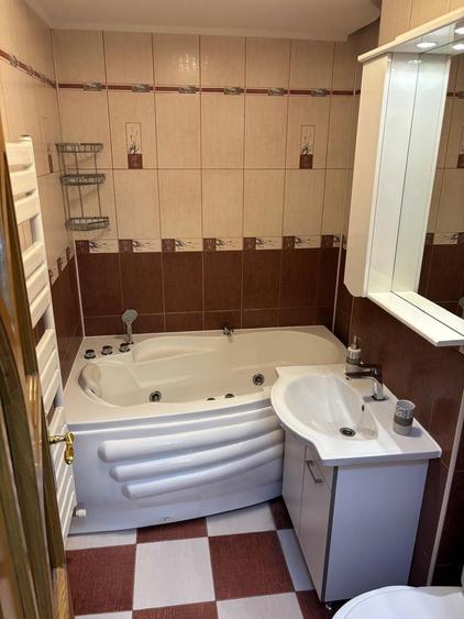 Inchiriez Ap.2 camere SUPERB Str. Traian la Starea Civila - 1