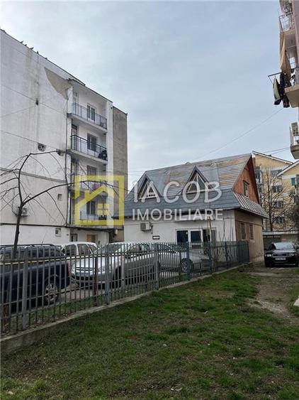 Spatiu comercial si apartament 2 camere de inchiriat, str. Bucegi, zona Narcisa - 1