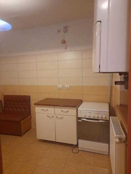 Casa 2 camere de inchiriat centrala proprie, Sector 2 - 5