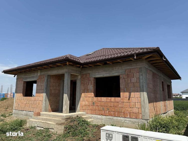 Proprietar vand case individuale cu toate utilitatile in zona Domnesti - 6