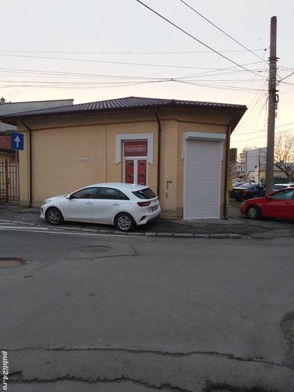 Vand casa cu spatiu comercial,120 mp,central,cu deschidere la 2 strazi - 1