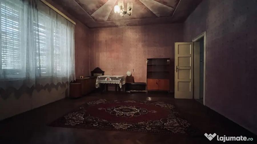 Casă cu 6 camere cu Teren 210 Mp în Iosefin