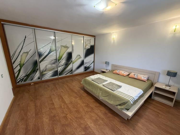 Casă cu 5 camere cu Teren 432 Mp în Pantelimon