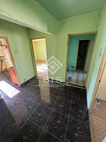Apartament cu 3 camere decomandat în Sud-Est
