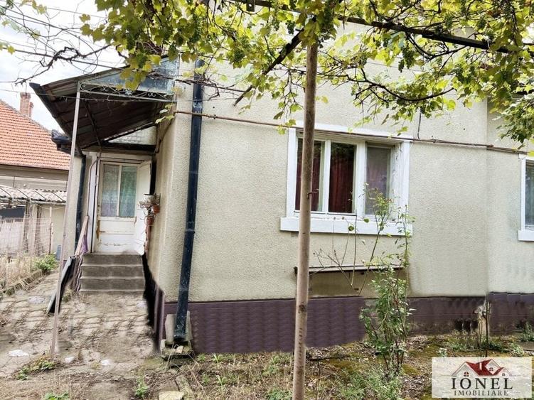Casă individuală cu 3 camere cu Canalizare în Cetate