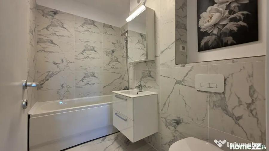 Apartament cu 2 camere semidecomandat în Fundeni