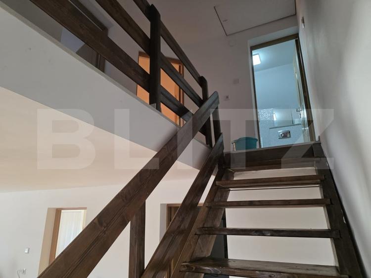 Casă individuală cu 3 camere cu Canalizare în Sud-Est