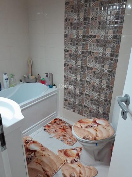 Vand apartament cu 2 camere in Techirghiol