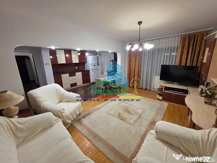 Apartament cu 4 camere decomandat în Ultracentral