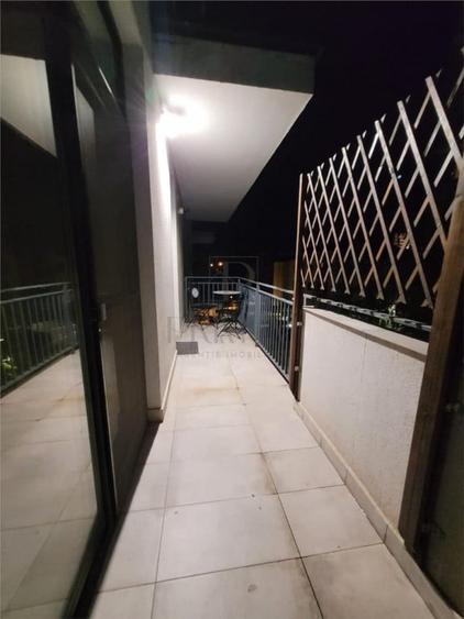 Central - 2 Camere - Etaj 2 cu LIFT - Decomandat - Bucatarie - 9