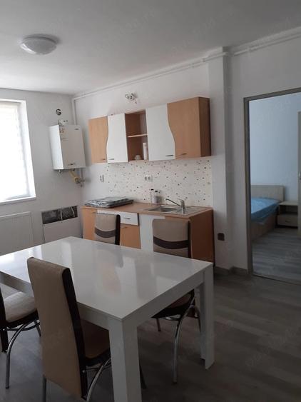 Apartament cu 2 camere decomandat în Florești