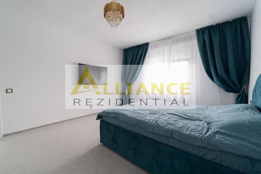 Casă individuală cu 4 camere decomandat cu Canalizare în Sud