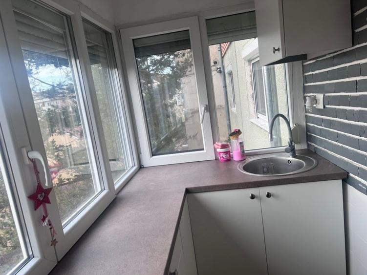Apartament cu 2 camere decomandat, mobilat în Dorobanților
