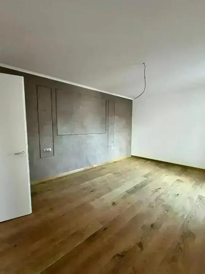 Apartament cu 3 camere decomandat în P-ța Unirii