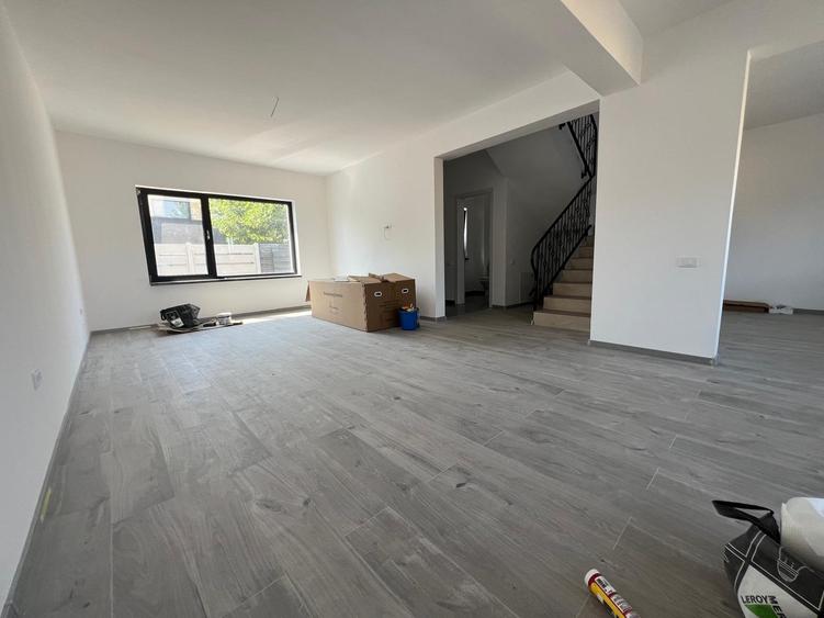 Vila individuala Comuna BERCENI - 5