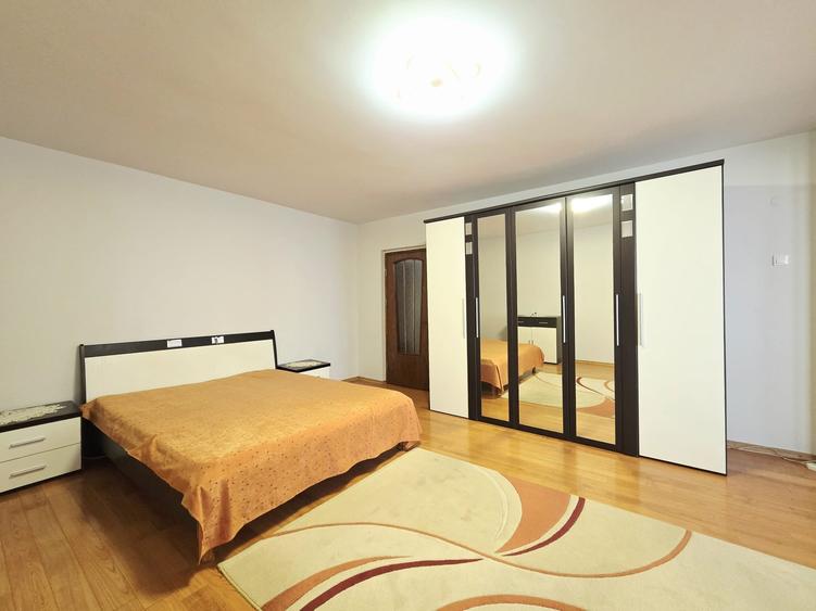 1 cam Faleza vedere Dunare CT Ac mobilat si utilat - 7