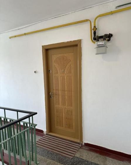 Super Pret!! Ap. 2 cam 54mp conf 1 decomandat etaj 2 Calea G - 1