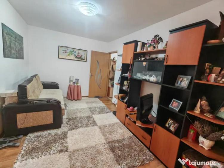 Apartament 2 camere, situat in zona KM 4-5 - 4