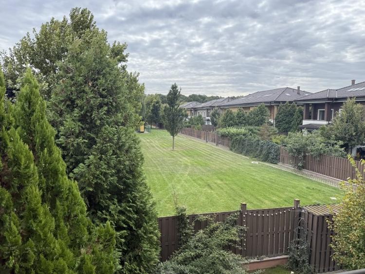 SANSA UNICA IN OXFORD GARDENS | VILA CU 3 DORMITOARE - AISB - 21