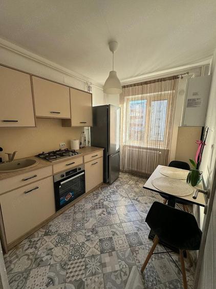 Inchiriez apartament ultracentral - 1