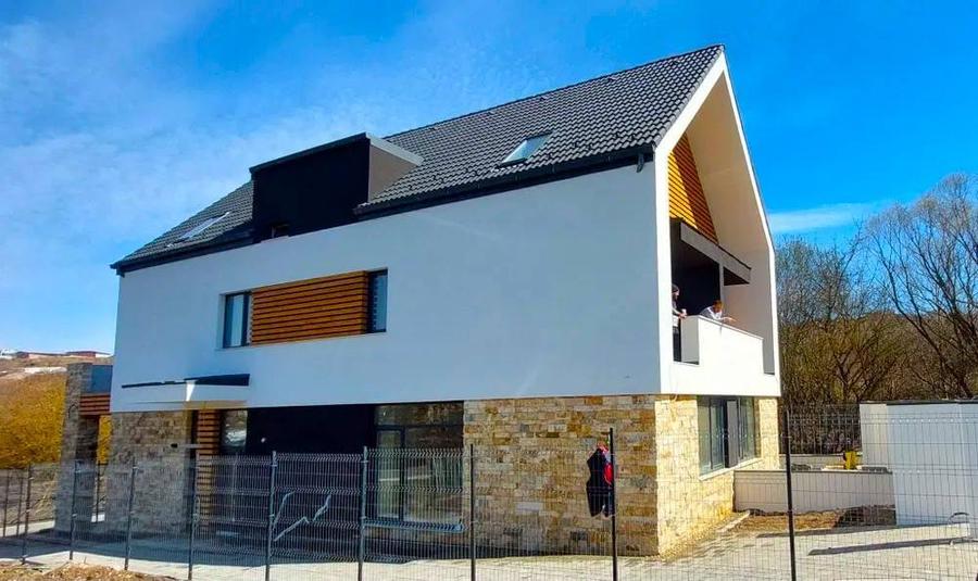 Casa tip duplex in Mana?tur - 3 niveluri, incalzire prin pardoseala, semifinisata! - 3