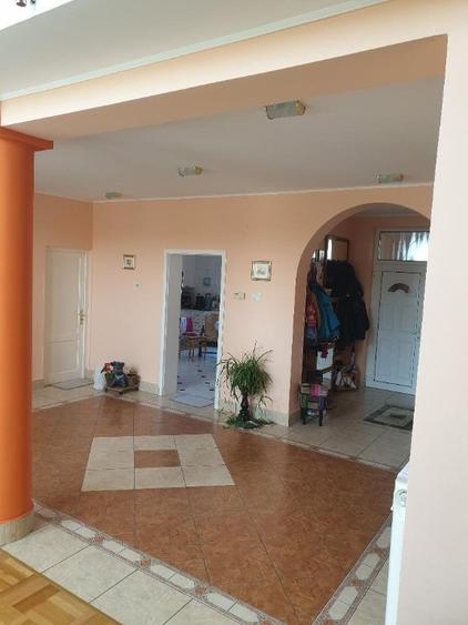 Vila 2001 , D+P+E , sc 480 mp , 1200 teren , gaz , piscina - 5