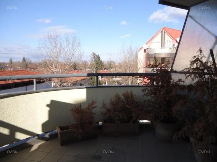 Apartament cu 3 camere decomandat, mobilat în Primăverii