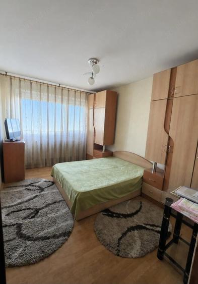 Zona PALAS, apt.2cam.55MP, DECOMANDAT, et.interm., mobilat. - 2