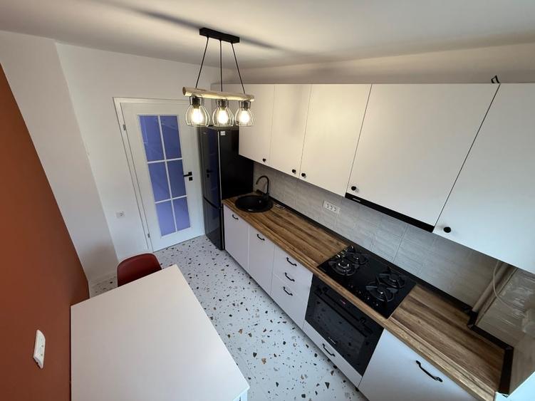 Prima inchiriere apartament 2 camere renovat - 3