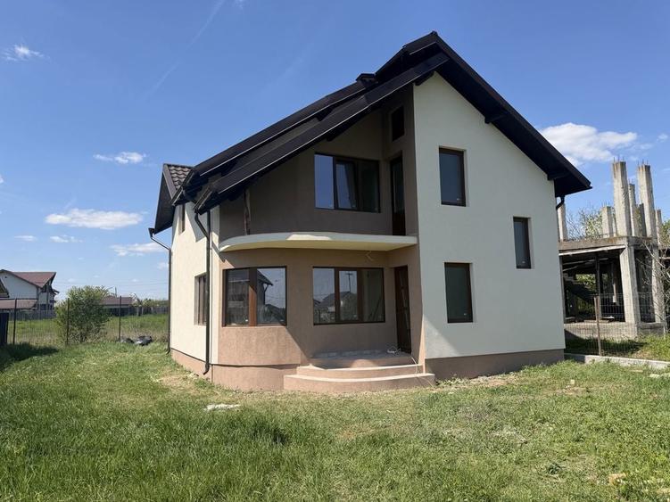 Vand casa vila 3 dormitoare Stefanesti persoana fizica se accepta credit - 2