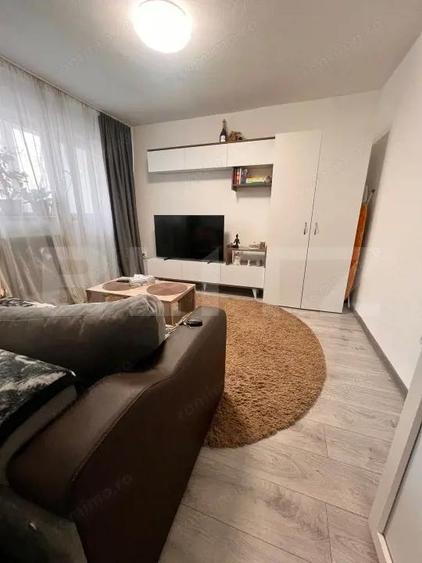 Apartament 2 camere decomandat+balcon - 2