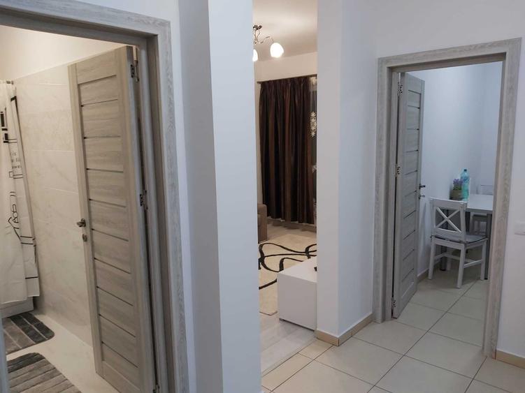 Garsonieră decomandată în Runcu